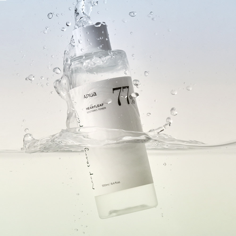 Anua Heartleaf 77% Soothing Toner bottle, 250ml / 8.45 fl.oz., against white backdrop.