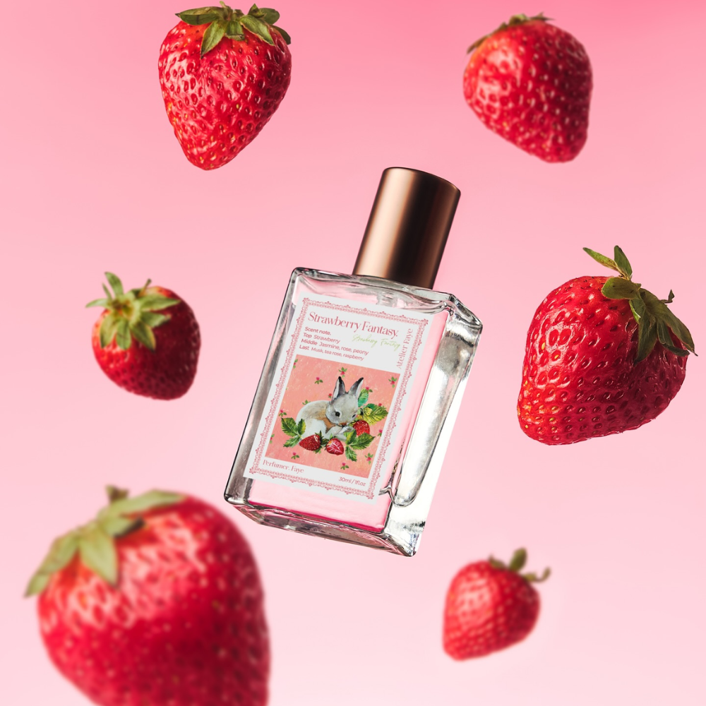 AtelierFayePerfume30ml_StrawberryFantasy-3.png