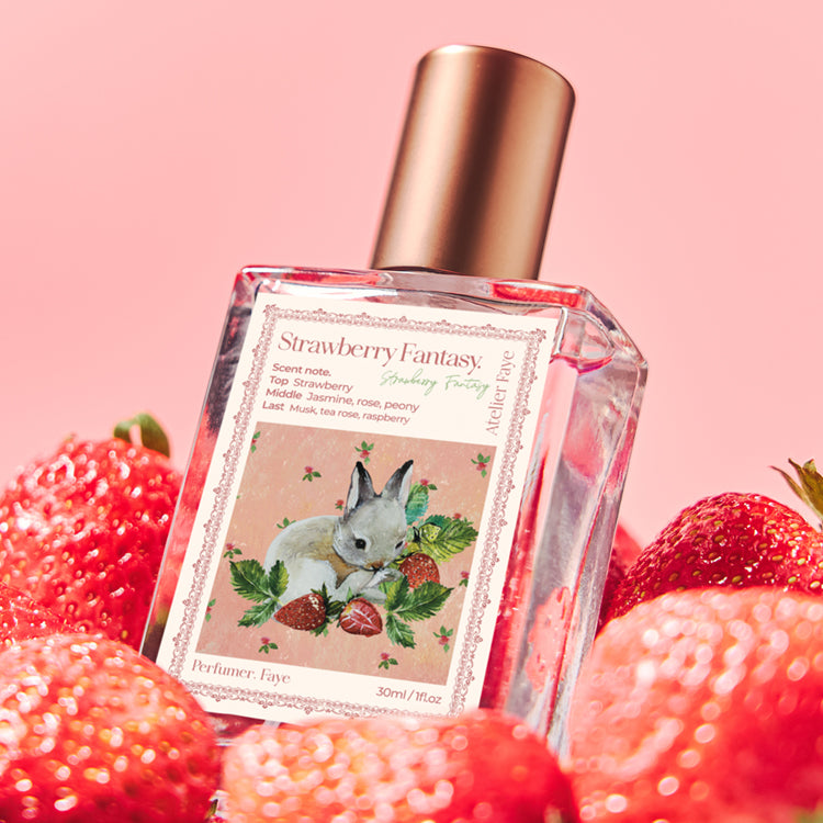 AtelierFayePerfume30ml_StrawberryFantasy-4.jpg