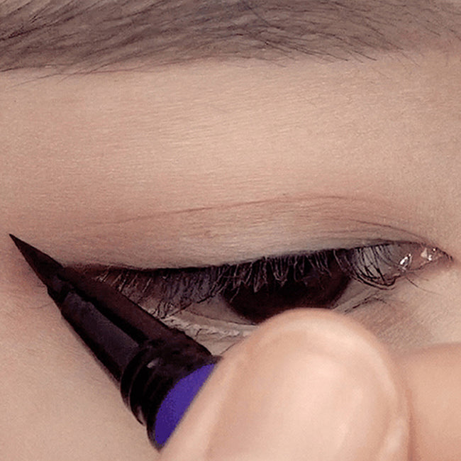 BBIA Never Die Brush Eyeliner 0.4g