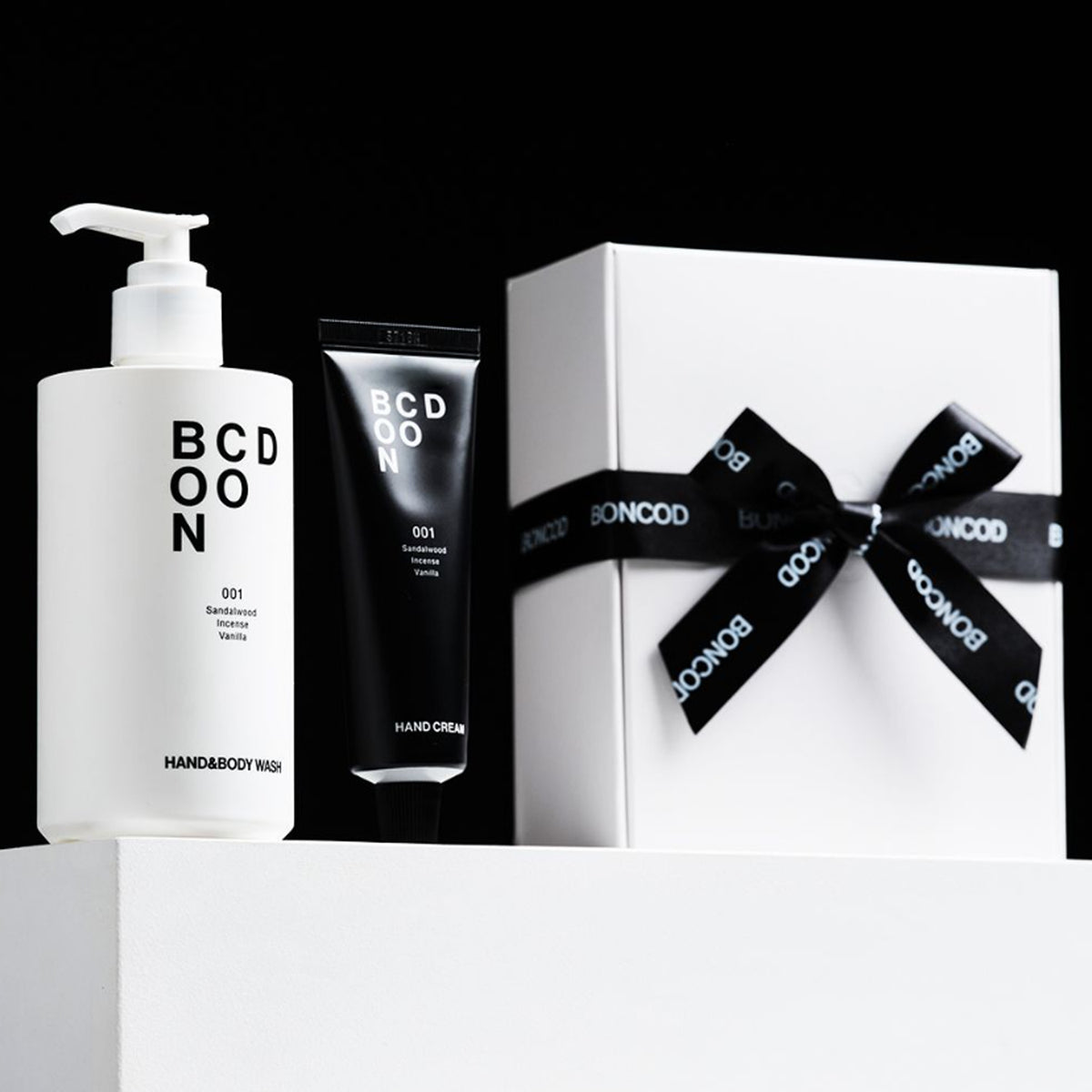 Rema de mano de perfume de Barcod + Juego de regalos de sándalo de mano y carrocería 001