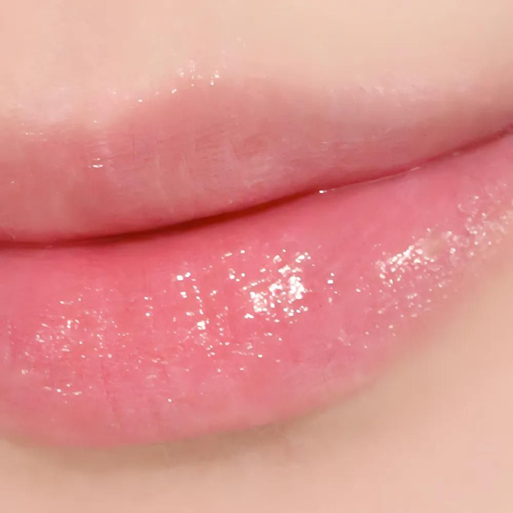 CLIO Essential Lipcheek Tap 4.5g in Bunny Blush Shade