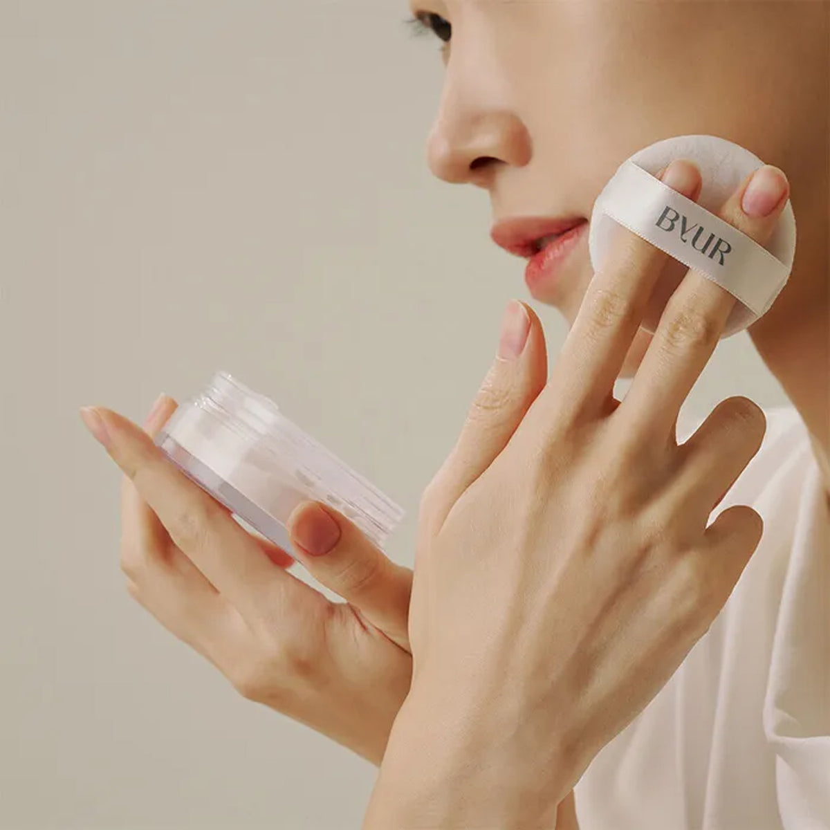 ByUR Serumfit Loose Face Powder 01 Clear 10g