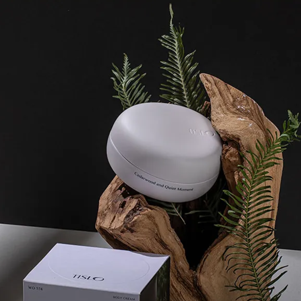 Cedarwood and Quiet Moment