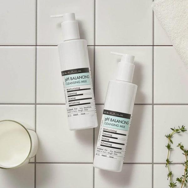 DERMA FACTORY Panthenol 1% pH Balancing Cleansing Milk 240ml