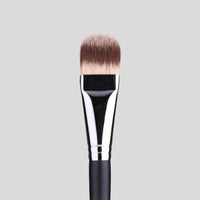 Courcelles Foundation Brush No. 20