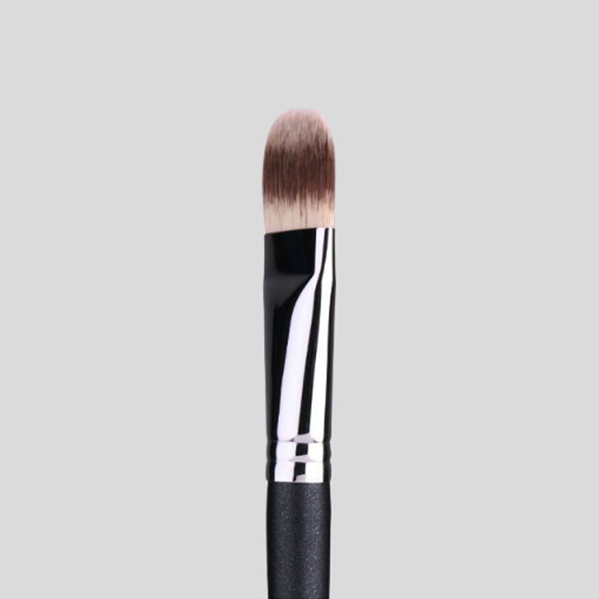 Courcelles Foundation Brush No. 20