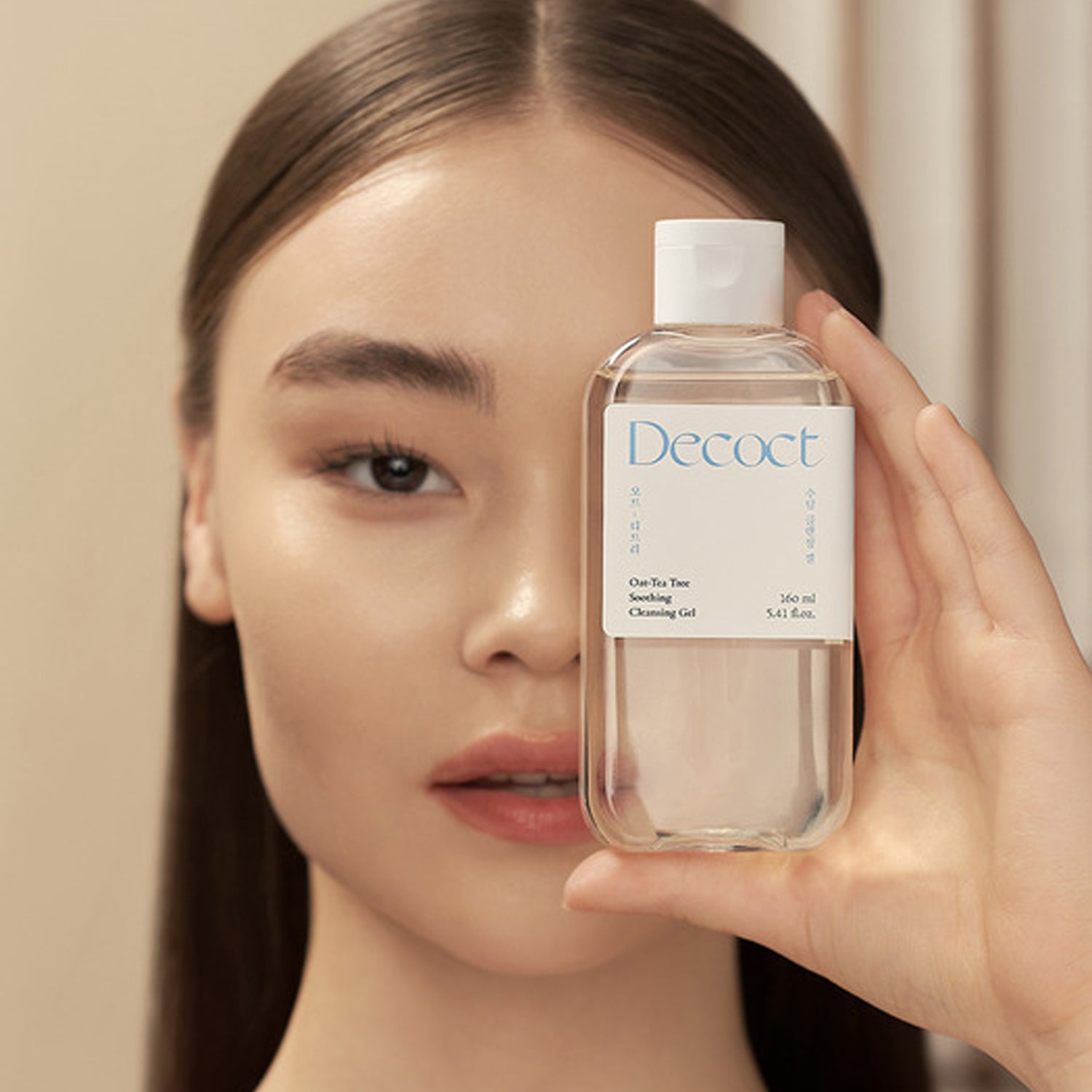 DecoctOat-TeaTreeSoothingCleansingGel160ml-2.jpg