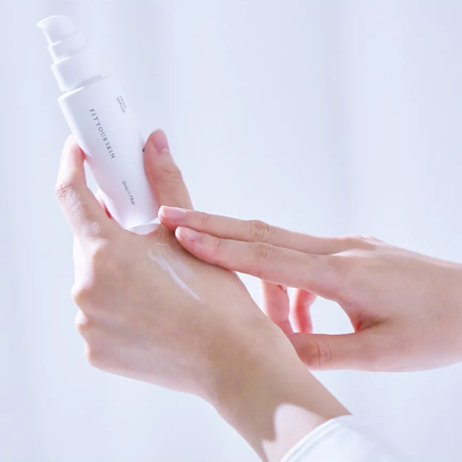 FITYOURSKINPetalLilyHandSerum50ml-2.jpg