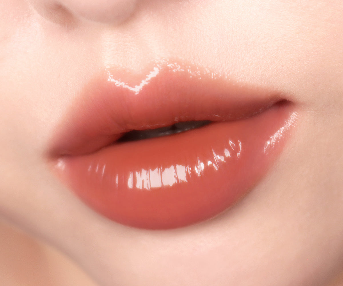 AOU Glowy Tint Balm shade of CHOCO BALM