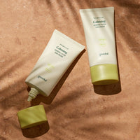 Infused with hydrating ingredients to keep your skin moisturized and prevent dryness.