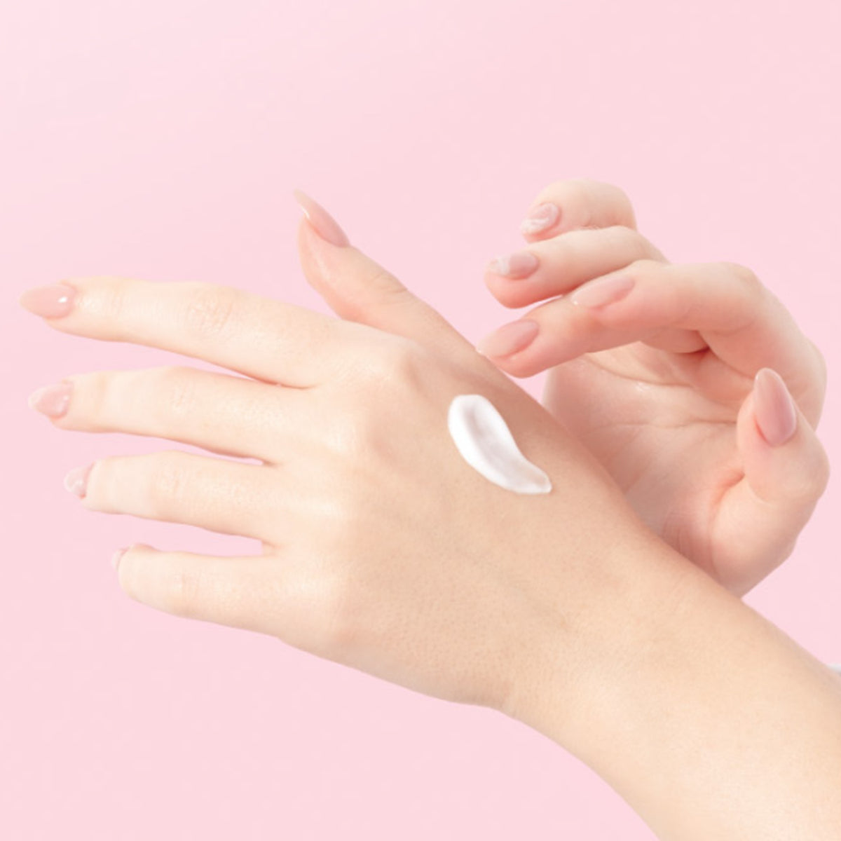 Hanskin Real Complexion Hyaluron Moisture Cream 50ml