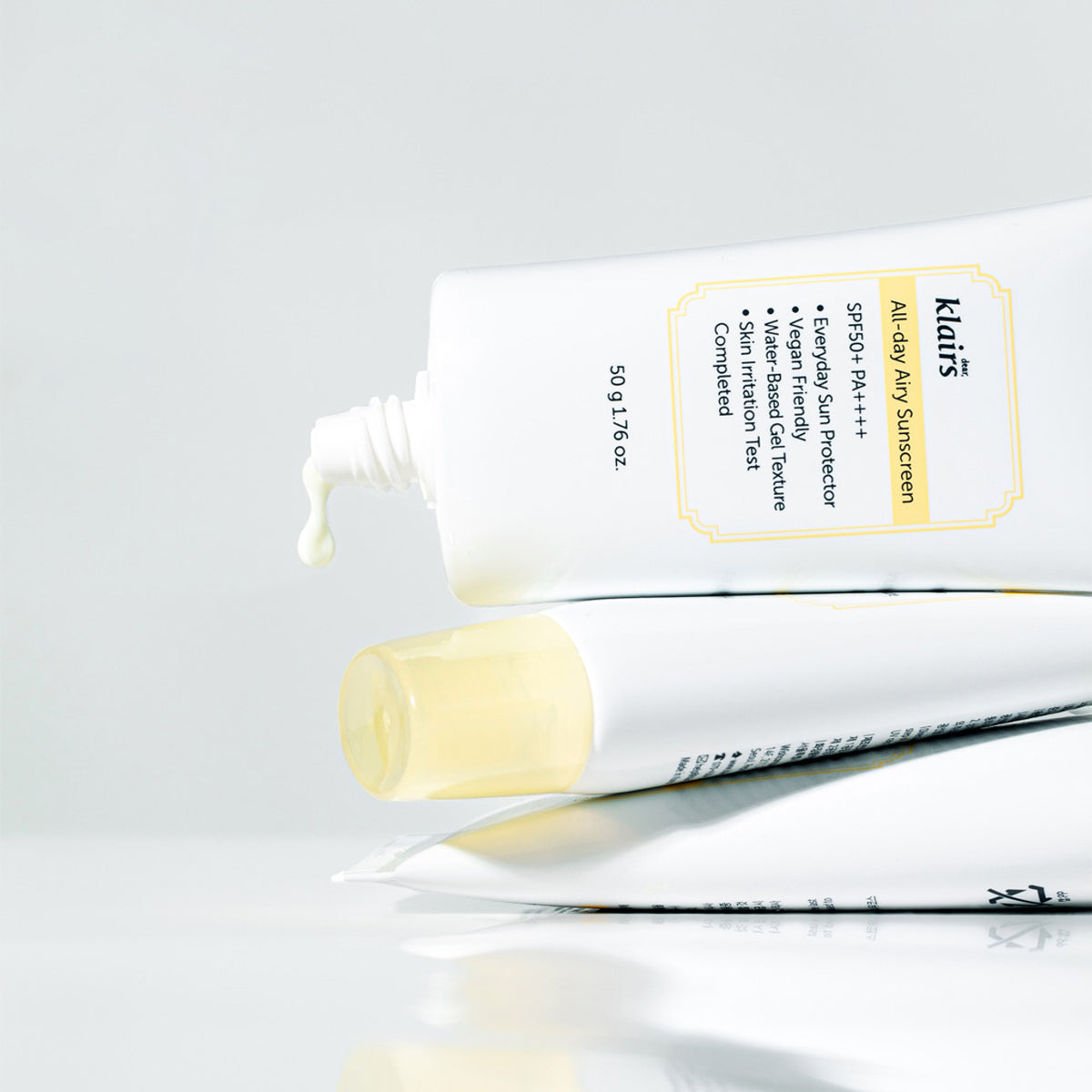 Comes in a 50ml tube, making it suitable for daily use and easy to carry.