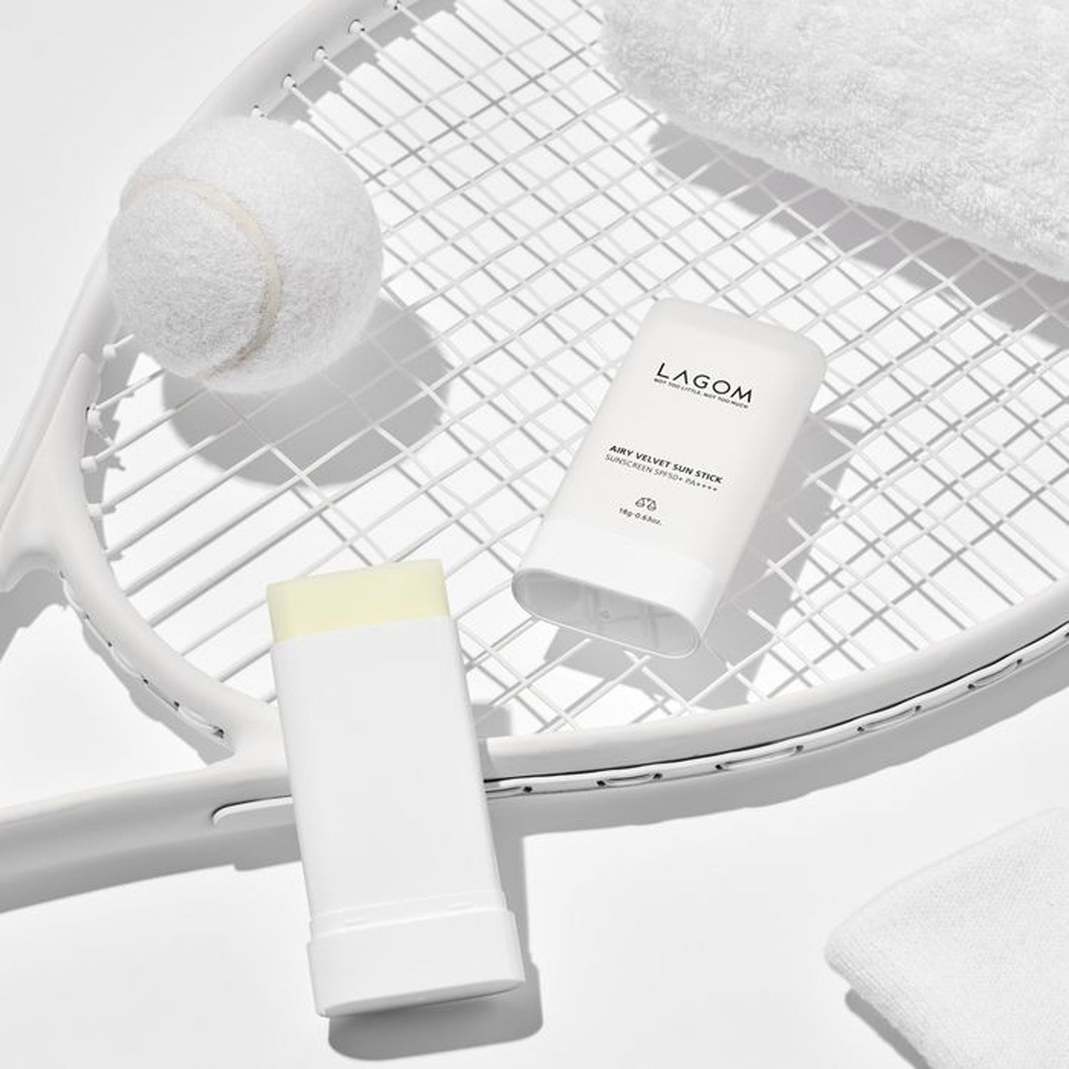 LAGOM Airy Velvet Sun Stick SPF 50+ PA++++ 18g | DODO SKIN – DODOSKIN