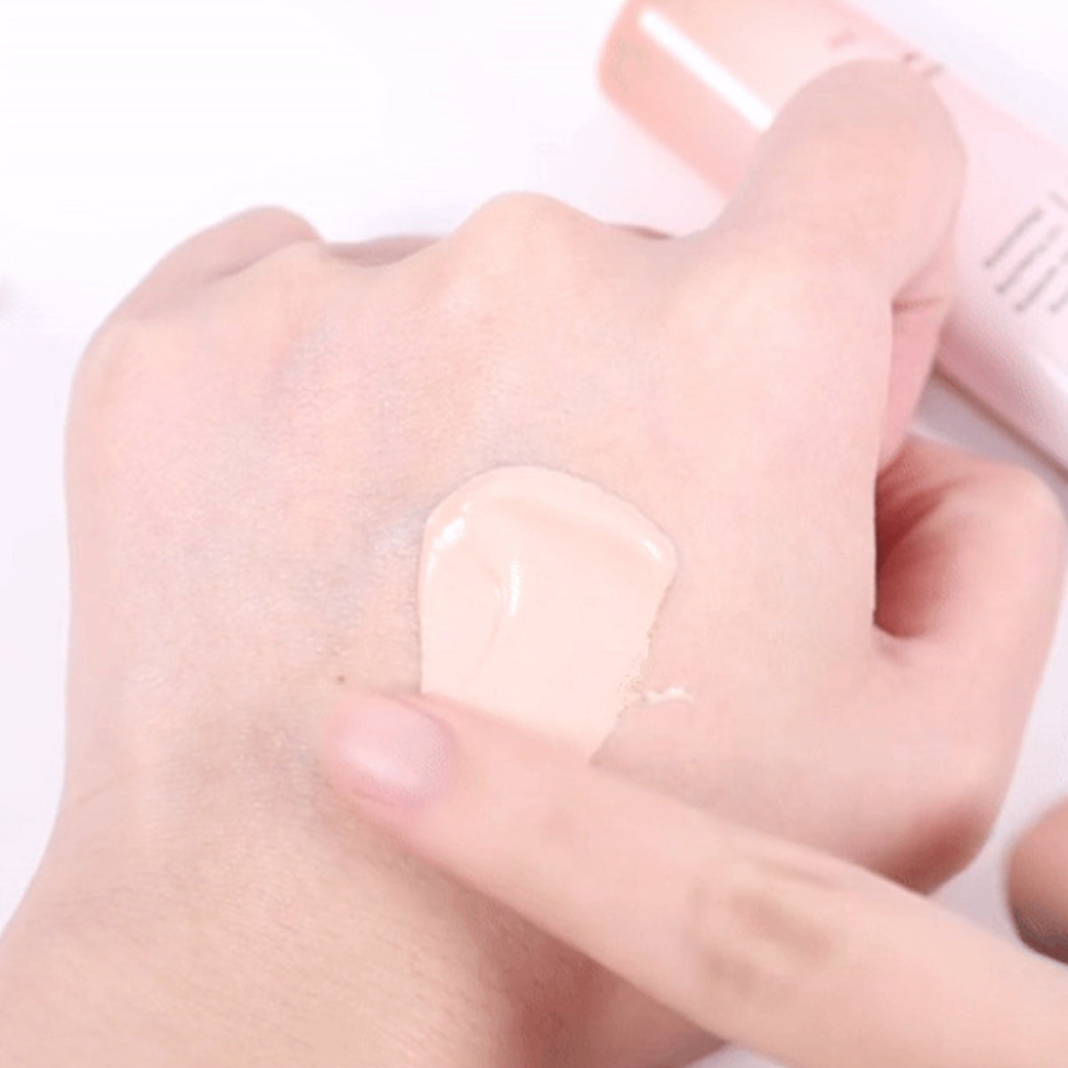 LIPHIP Natural Tone Up Glow Sunscreen SPF50+ PA++++ 35g