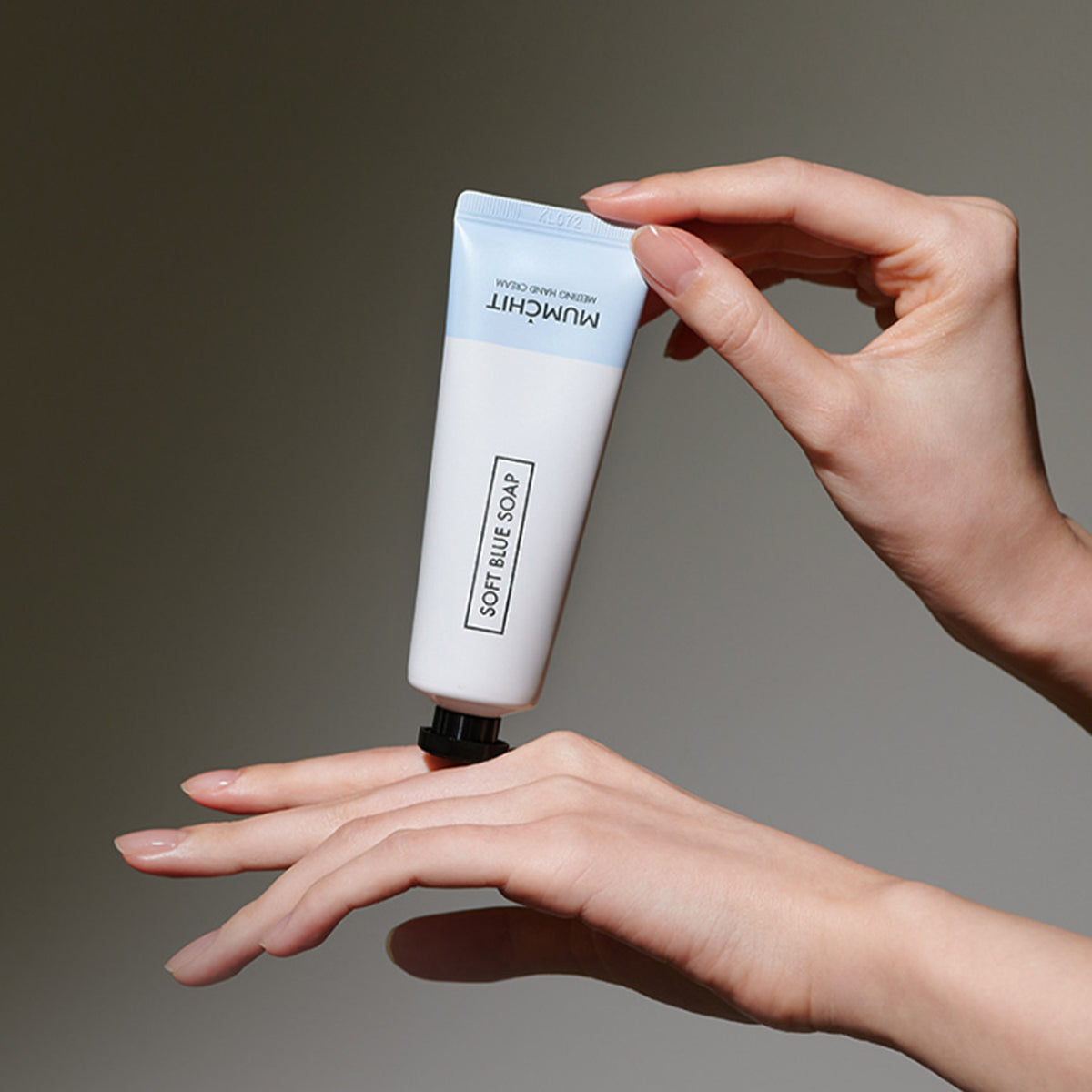 Mumchit crema de mano de derretimiento 50 ml 4 tipos