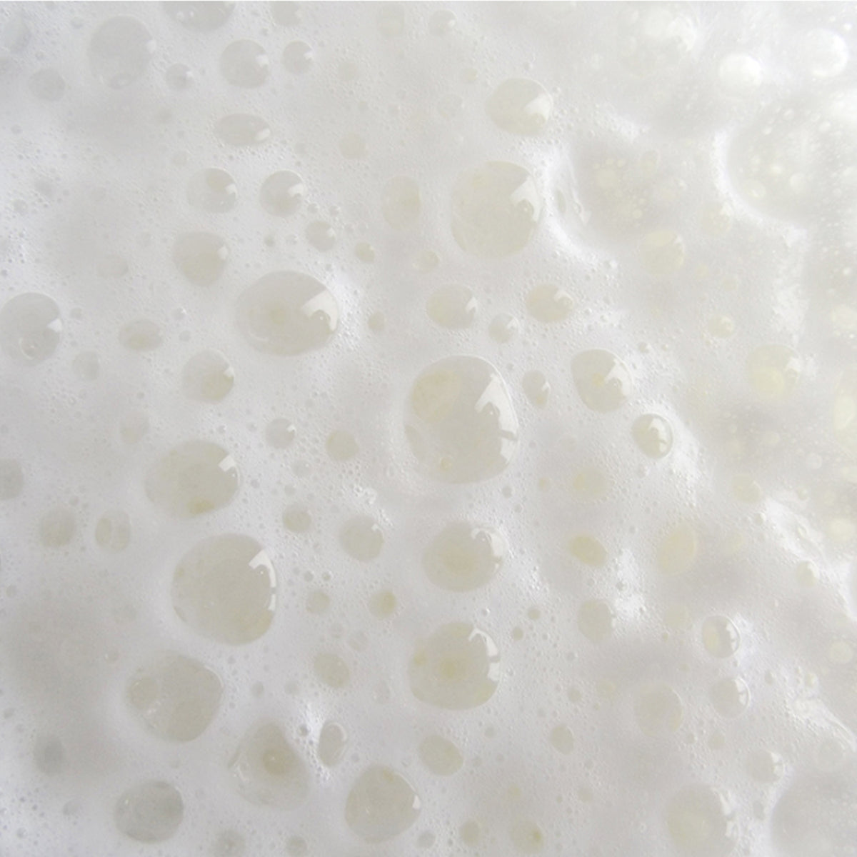 Month & Days Le Blanc Perfume Body Wash Cotton Powder 500ml