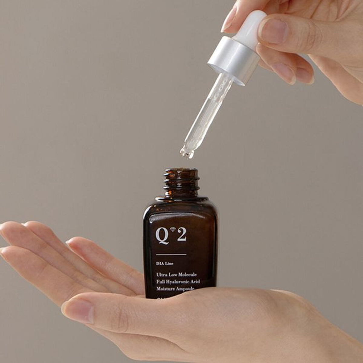 QUA-T DIA Line Ultra Low Molecule Full Hyaluronic Acid Moisture Ampoule 30ml
