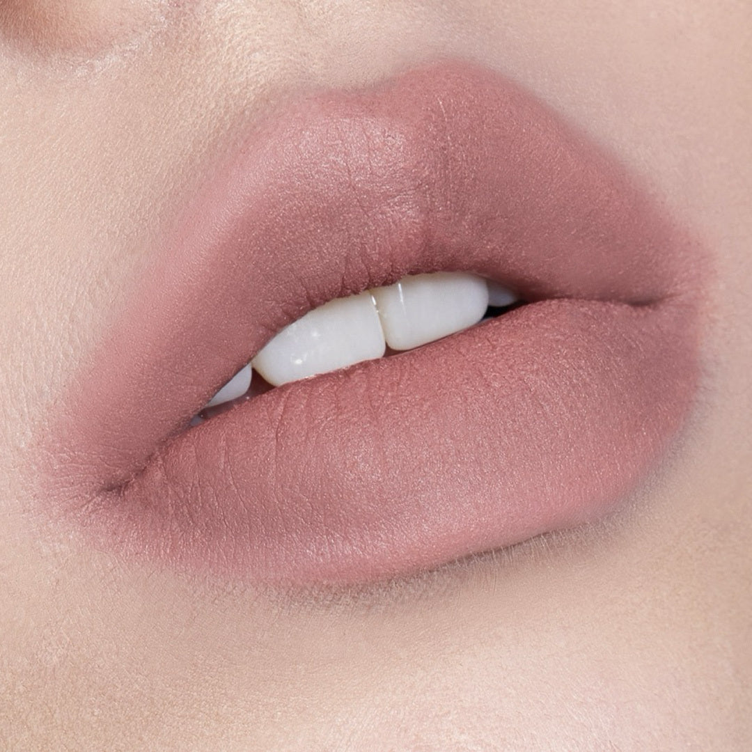 RISKY Be Bold Lip Blushed (9 Shades)