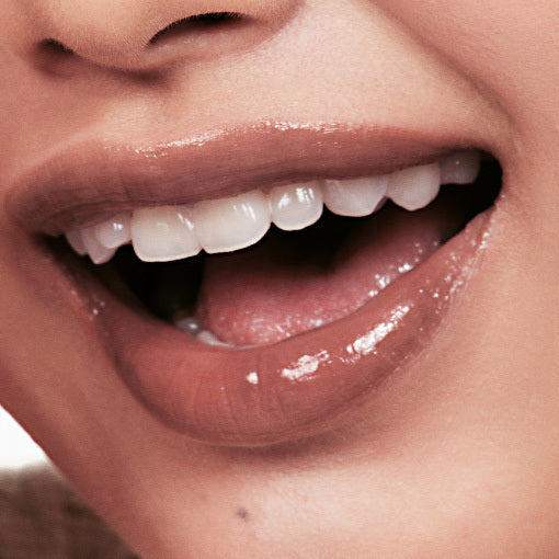 RISKY Be Bold Lip Gloss (9 Shades)