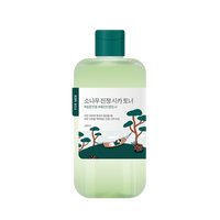 Round Lab For Men Pine Calming Cica Toner 200ml bottle with green and white label.