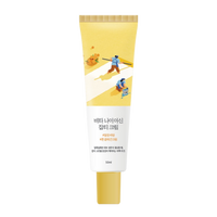 The ROUND LAB Vita Niacin Blemish Cream is a targeted treatment cream designed to address blemishes and brighten the complexion