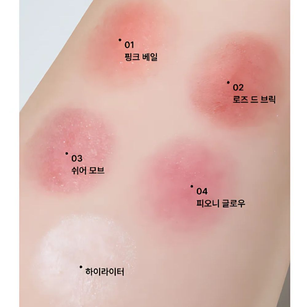 Available in 4 carefully curated color duos, this versatile product enhances your complexion with a soft, radiant glow and a healthy flush of color.