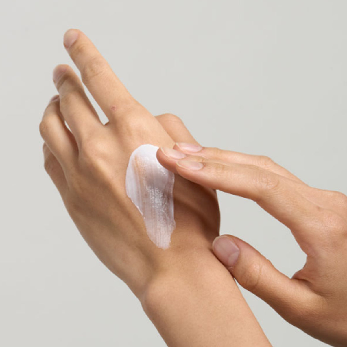 Scentlier English Daisy Perfume Body Lotion 320ml