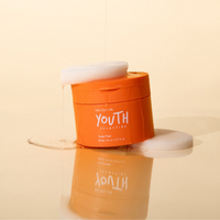 La juventud de Cell Lab promocionando la almohadilla de tóner 165 ml x 80ea.