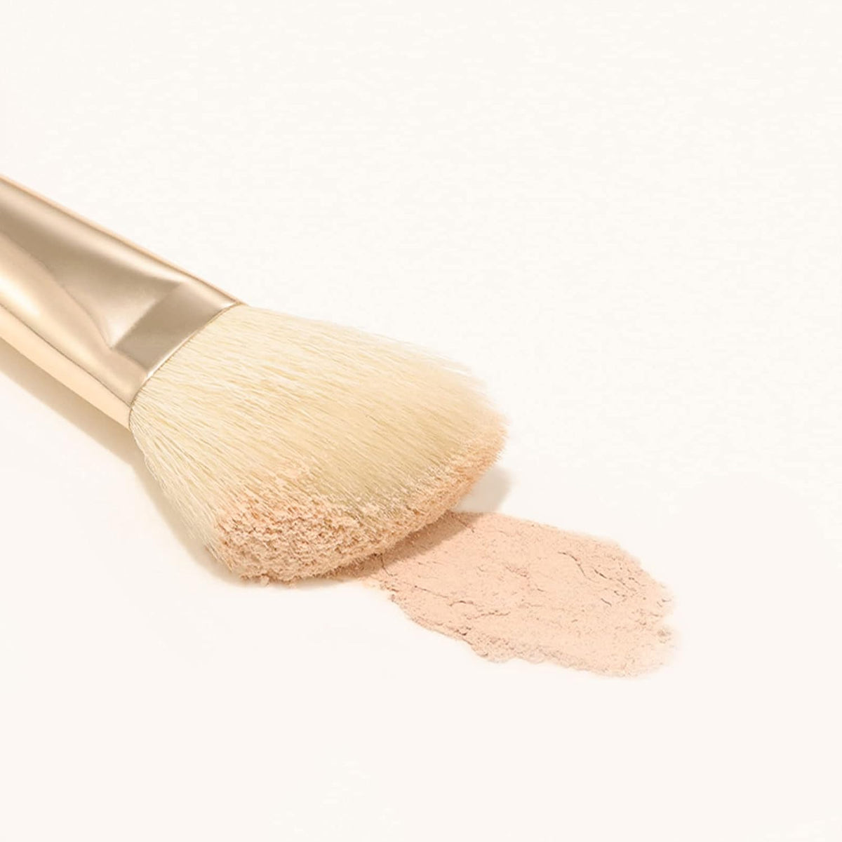 THE TOOL LAB 155 Angled Blusher & Shading Brush