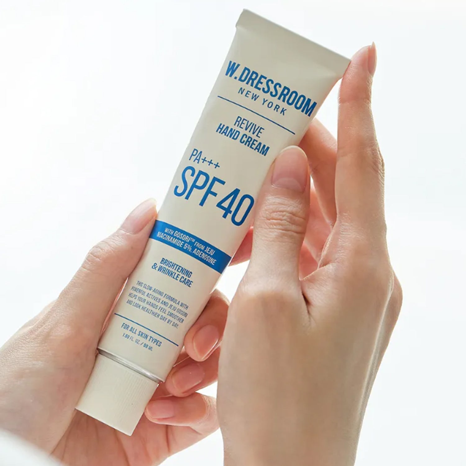 W.DRESSROOMReviveHandCream50ml-4.jpg