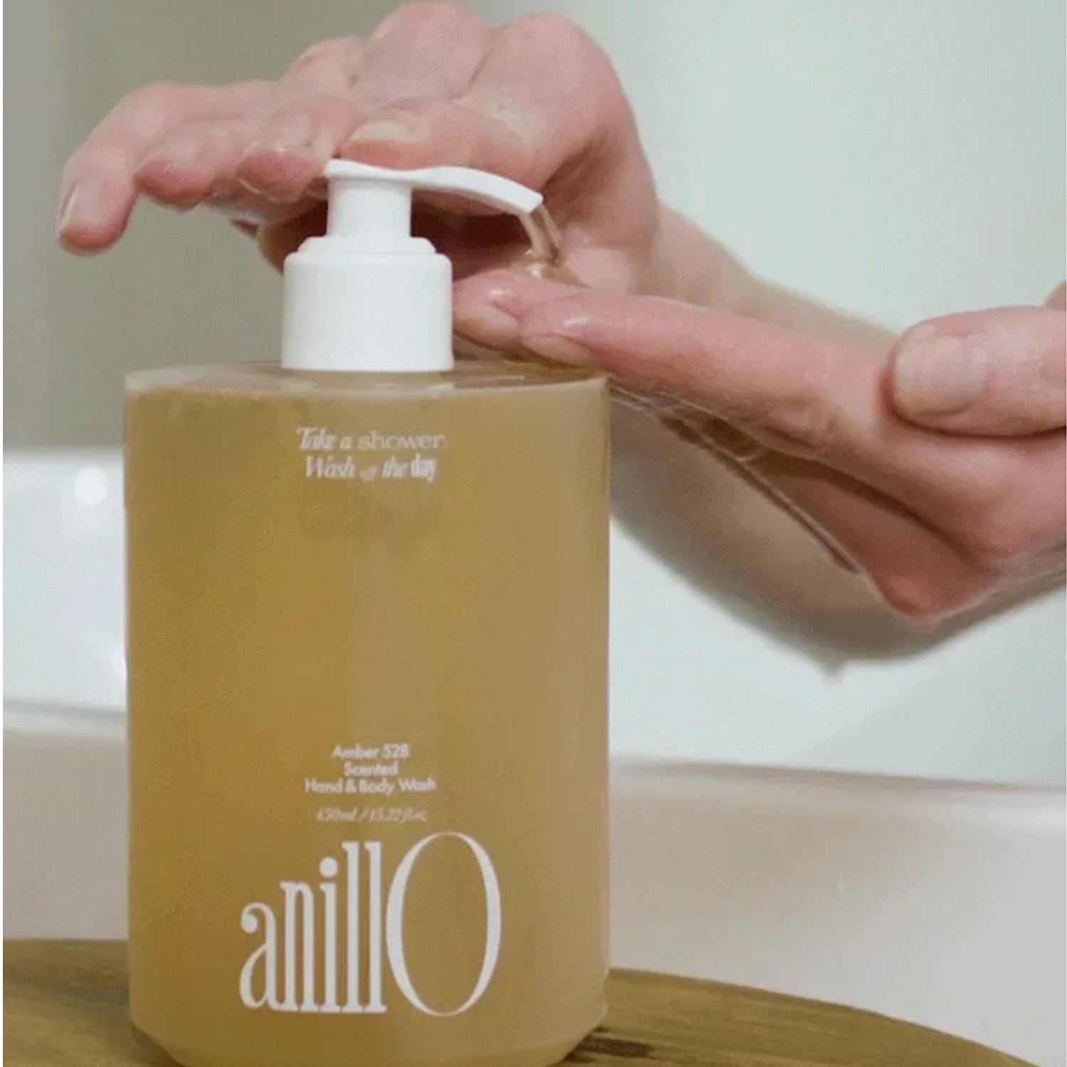 anillOAmber528ScentedHand_BodyWash450ml-6.jpg