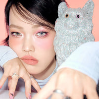 TWO SLASH FOUR Odd Balance Eye Palette 11.4g