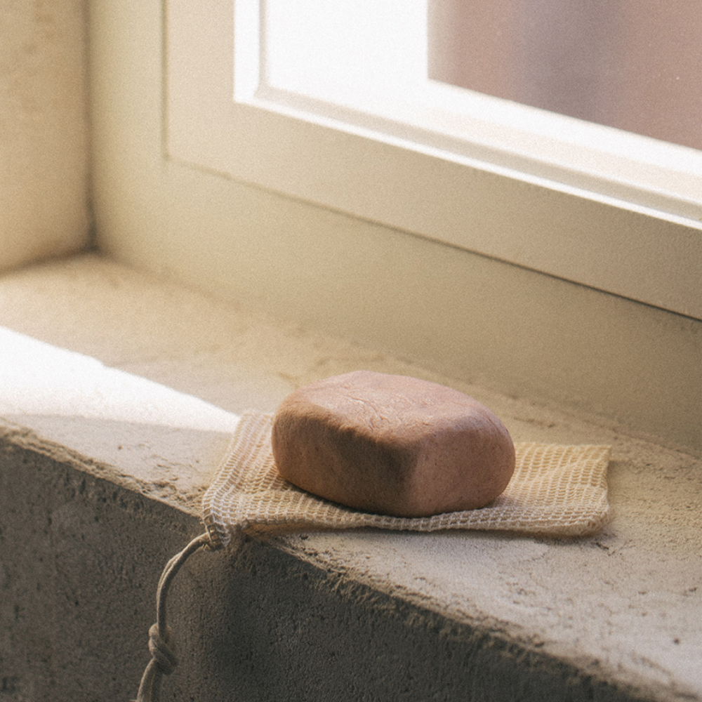 grandidier Dazzling Black Tea Ritual Bar C02. Rose Jojoba