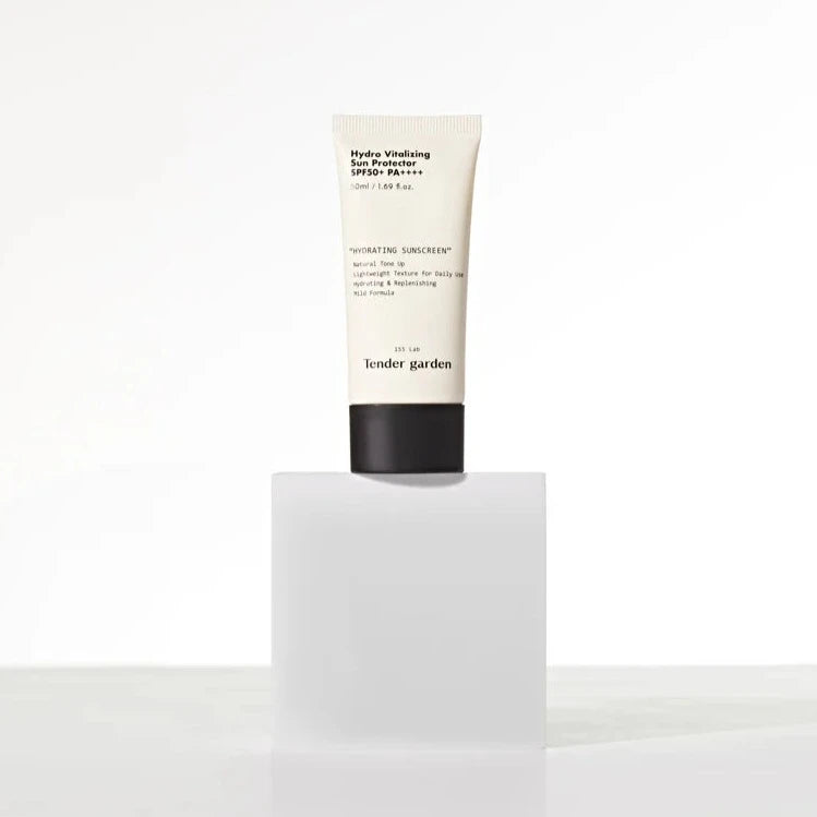 (Matt) Tender garden Hydro Vitalizing Sun Protector SPF50+ PA++++ 50ml - DODOSKIN