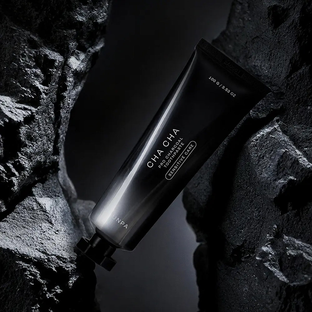 unpa Cha Cha Pro Sensitive Care Charcoal Toothpaste 100g